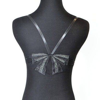 Front open black & white latters bra