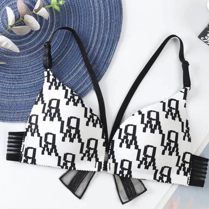Front open black & white latters bra