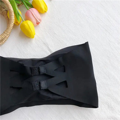 Wireless strapless bra