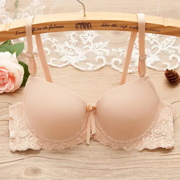 Lace underwire bra